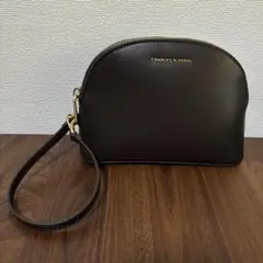 CHARLES & KEITH ポーチ