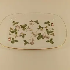 ウェッジウッド　ワイルドストロベリー　皿