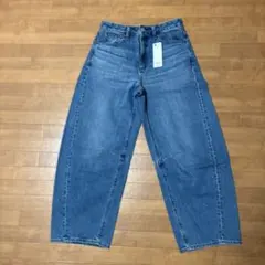GU バレルレッグジーンズLサイズ　裾短め 65BLUE 新品未着用