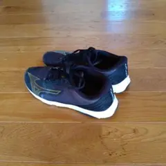 Mizuno 子供用スニーカー24cm