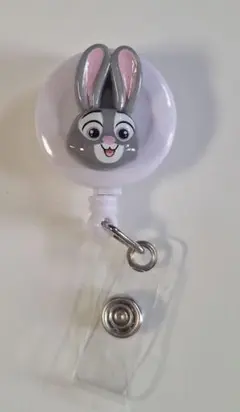 キャラクターリール式ネームホルダー