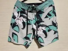 VOLCOM MOD-TECH ショートパンツ 29
