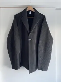 Item thumbnail for item 04c73b5d-cd20-4074-b061-7c74b72b4757