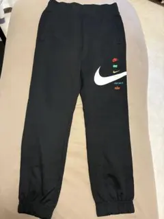 Nike ブラックジャージパンツ