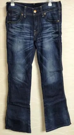 ブーツカット リーバイス