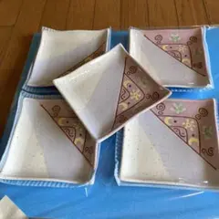 陶器製のピンクと白の皿セット　新品未使用