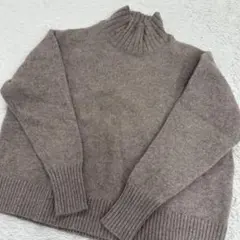美品 アーバンリサーチドアーズ ハミルトン ハイネックニット ベージュのサムネイル