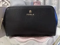 FURLA ブラック　ポーチのサムネイル