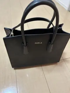 FURLA ブラックレザーハンドバッグ ショルダーバック