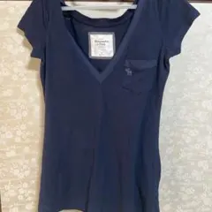 Abercrombie & Fitch VネックTシャツ ネイビー Mのサムネイル