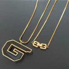 GIVENCHY　ジバンシィ　Gロゴ ホイッスル ヴィンテージ　ロングネックレス