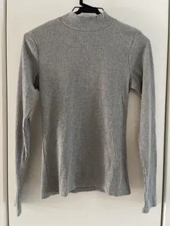 リブ編み グレー 長袖 ハイネック
