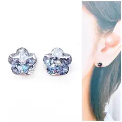 ブラック5mmお花ピアス/イヤリング 人気　再販