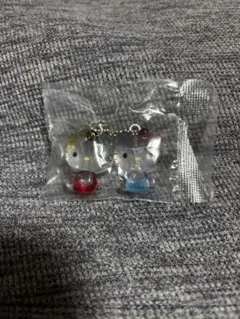 サンリオ　キティ&ミミ　なかよしドロップチャーム