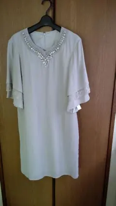 Liberty Hall ビジュー ワンピース