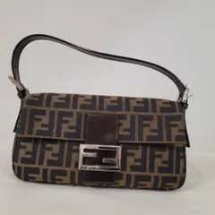 【未使用超美品 】FENDI フェンディマンマバケットズッカワンショルダーバッグ