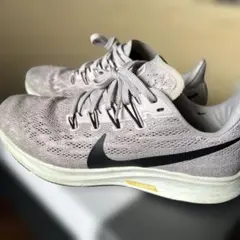 中古。スモーキーピンク。ナイキ　ペガサス36