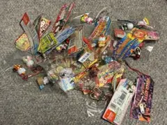 ご当地キティ 根付け、ストラップ、キーホルダー 22個まとめ売り