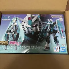 RG RX-78-2 GUNDAM Ver.2.0 初音ミク Ver.のサムネイル