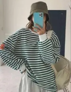 DAZY ストライプ 文字 パッチ付き ディティール ドロップショルダーTシャツ