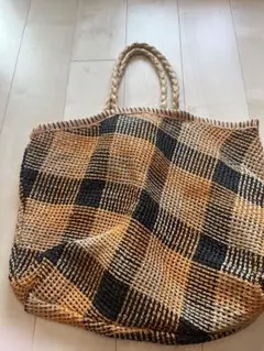 ZARA オレンジ×黒 メッシュトートバッグ（訳あり）