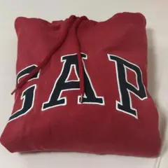 GAP パーカー レッド ロゴ刺繍　mサイズ