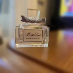 Miss Dior Blooming Bouquet ミニチュアサイズ