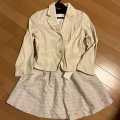 新品未使用　a.v.v ジャケットとスカートのセット　130