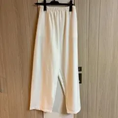 2026年最新】MEER. メーア マットサテンリラックスパンツの人気
