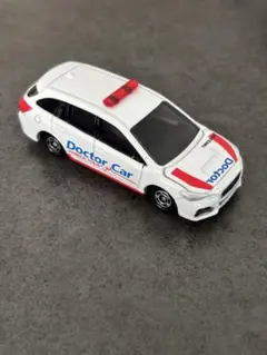 トミカ　トミカショップオリジナル　スバル　レヴォーグ　ドクターカー仕様のサムネイル