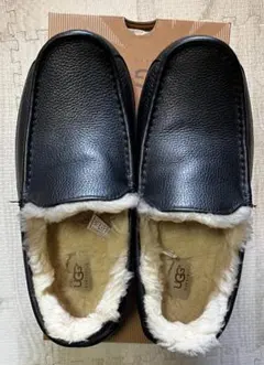 ugg アグ スリッポン ASCOT　SLLIPPER 黒　レザー　5379B