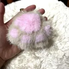 猫 肉球 キーホルダー もふもふ フェイクファー キーホルダー