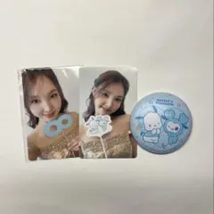 TWICE ナヨン サンリオ ポチャッコ 特典トレカ 缶バッジ セット