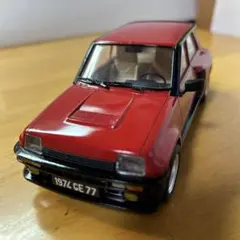 タミヤRenault 5 Turbo （レッド）　プラモデル完成品のサムネイル