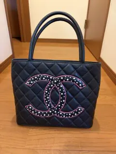 CHANEL キャビアスキン トートバッグのサムネイル