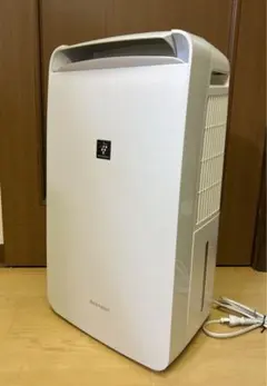 SHARP 除湿機 CM-N100-W 2021年製 衣類乾燥 動作良好 - メルカリ