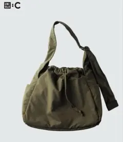 《新品》UNIQLO C ソフトパフィーショルダーバッグ カーキ