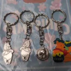 くまのプーさんキーホルダー 4個セット