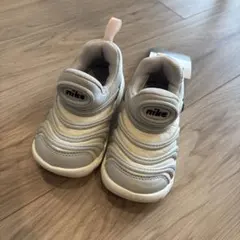 【新品未使用】Nike DV2961-100 ベビーシューズ グレー