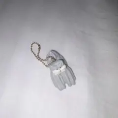 専用　目印チャーム　白いうさぎのサムネイル
