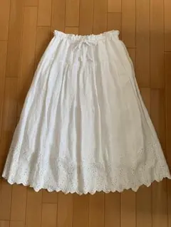 Fleurir フルリール　リネンのスカート　白