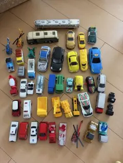 トミカ ミニカー まとめ売り 29台セット - メルカリ