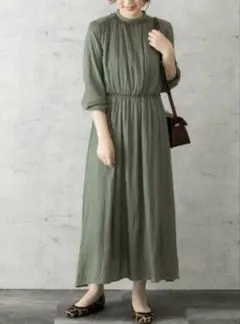 アーバンリサーチロッソ　ハイネックワンピース　カーキ