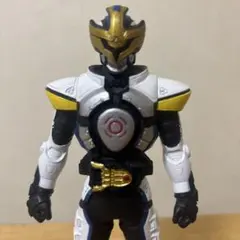 仮面ライダーイクサ　セーブモード　フィギュア