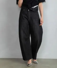 美品】marjour 脚長効果！TUCK DENIM マージュール Mサイズ - メルカリ