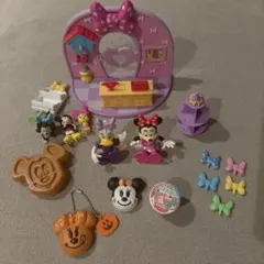 ディズニー プリンセス ミッキー ミニー プーさん お城 ドールハウス