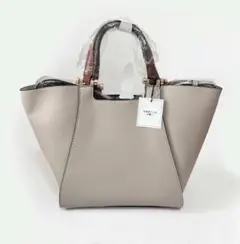 Item thumbnail for item 24c28a05-5374-45a1-b06b-5fa8dbbb991c