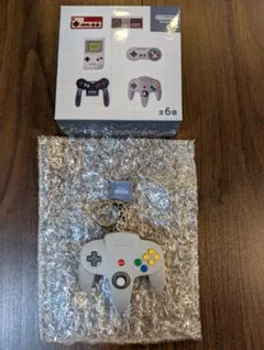 ニンテンドーミュージアム　NINTENDO 64　ゲームキーホルダー