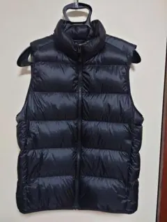 ユニクロ　ウルトラライトダウン　ベスト　袋付き　黒 ブラック