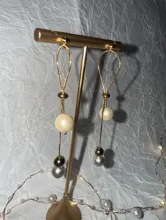 ゴールド ロングドロップ パールピアス　ハンドメイド